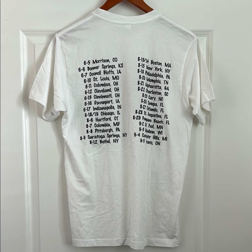 Vintage Summer 2009 OAR Band Tee White Short Sleeve Tee with Logo Graphic Design - Picture 4 of 9